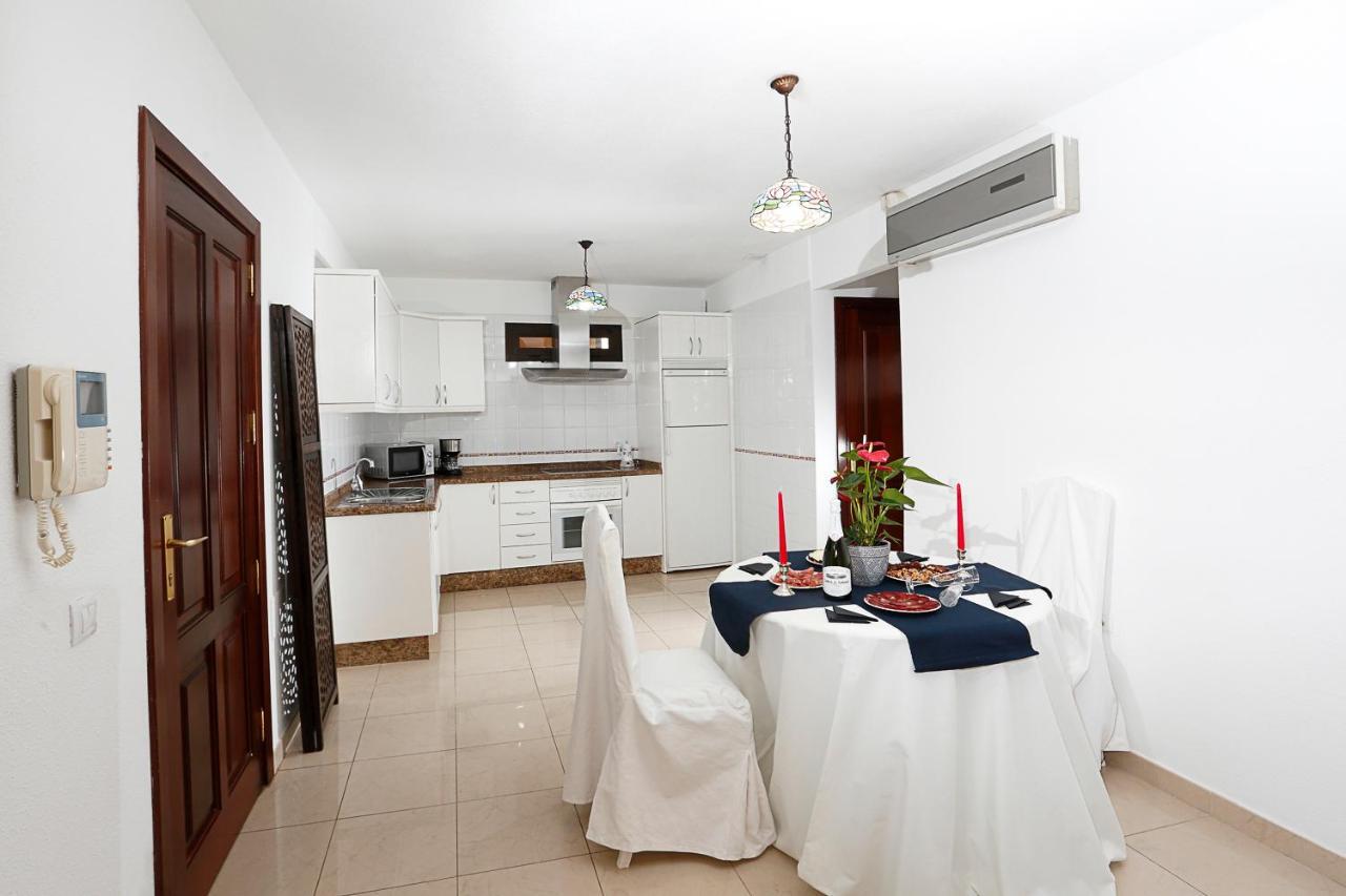 Apartamento Frente Al Puerto De Candelaria A 20 Metros De La Playa. Ngoại thất bức ảnh
