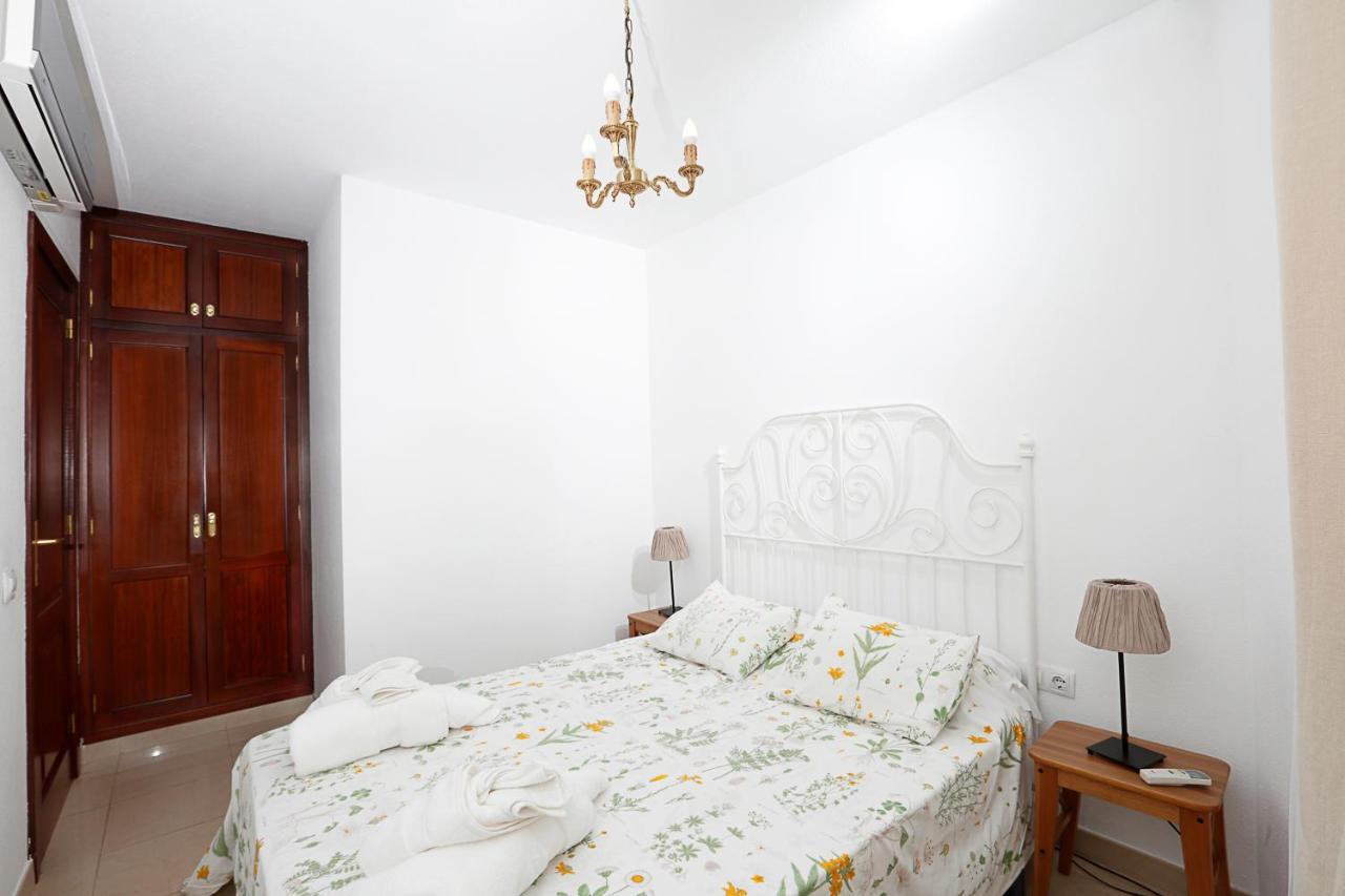 Apartamento Frente Al Puerto De Candelaria A 20 Metros De La Playa. Ngoại thất bức ảnh