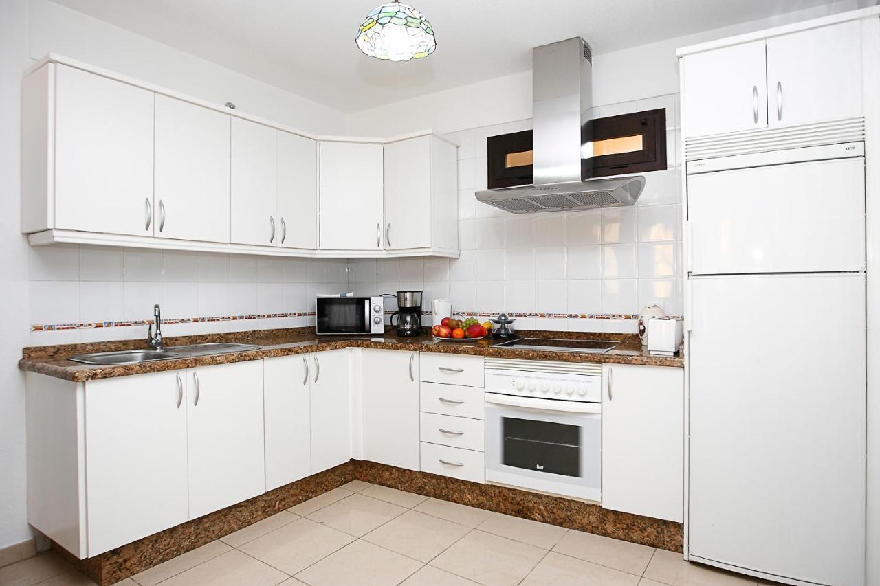 Apartamento Frente Al Puerto De Candelaria A 20 Metros De La Playa. Ngoại thất bức ảnh